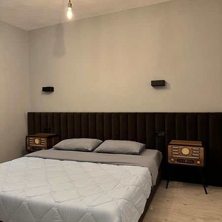 Nikki Apartments 3 Тирана Экстерьер фото